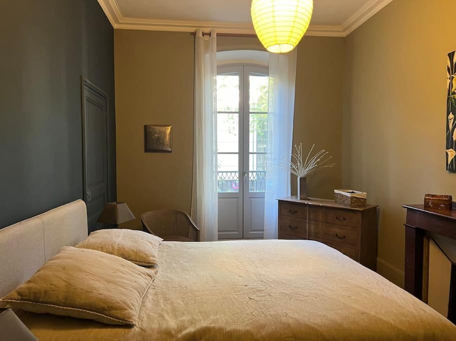 Coeur De Ville, Garage Prive Et Gratuit Avec Terrasse ! Кахор Екстериор снимка