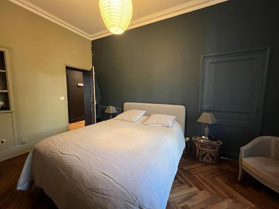 Coeur De Ville, Garage Prive Et Gratuit Avec Terrasse ! Кахор Екстериор снимка