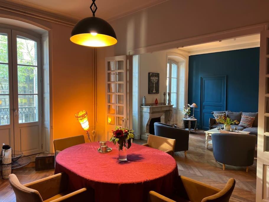 Coeur De Ville, Garage Prive Et Gratuit Avec Terrasse ! Кахор Екстериор снимка